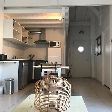 Charmante Maison T2 A 400 M De La Mer. Dom wakacyjny *
